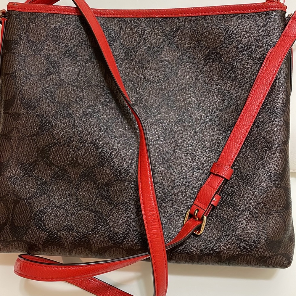 COACH CROSS BODY BAG - Picture 8 of 8